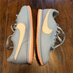 Kids Nike Cortez 5.5Y